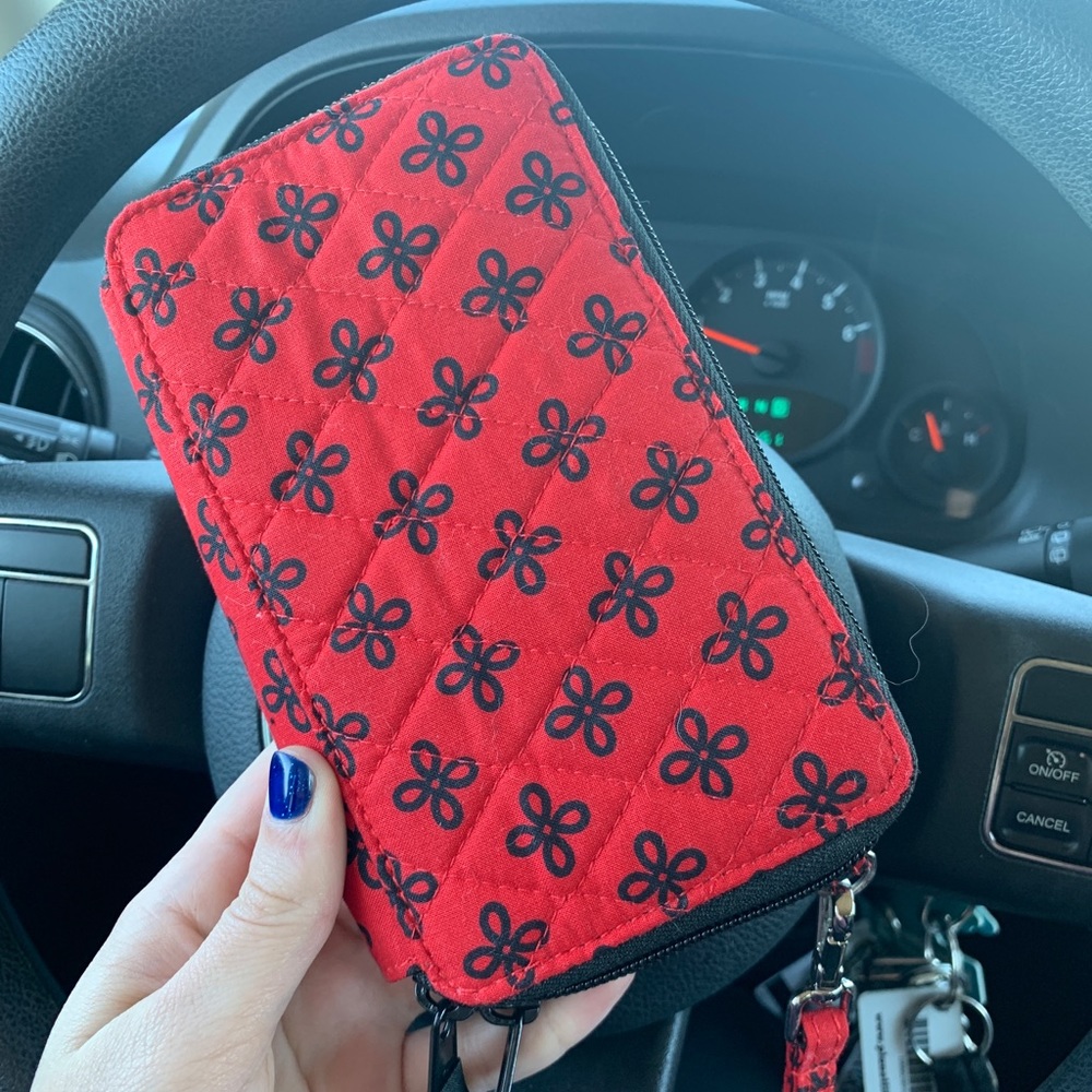 Brand new Vera Bradley crossbody purse/wallet